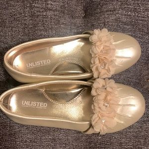 Girls dress shoes size 13